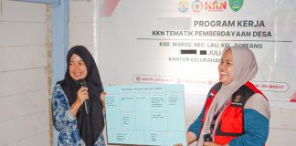 Bekali Perencanaan Usaha, Mahasiswa KKN-T Unhas Sosialisasikan Business Model Canvas di Soreang