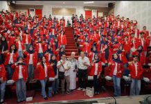 Departemen Ilmu Komunikasi Unhas Sambut Resmi 172 Mahasiswa Baru